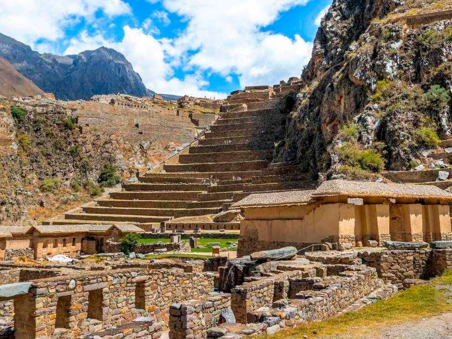 Ollantaytambo3-machupicchuexperiences